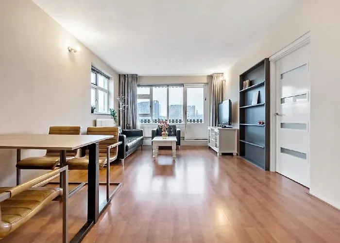 Historical Center Lägenhet *